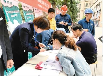 更換智能電表直抄到戶 執(zhí)行峰谷電價